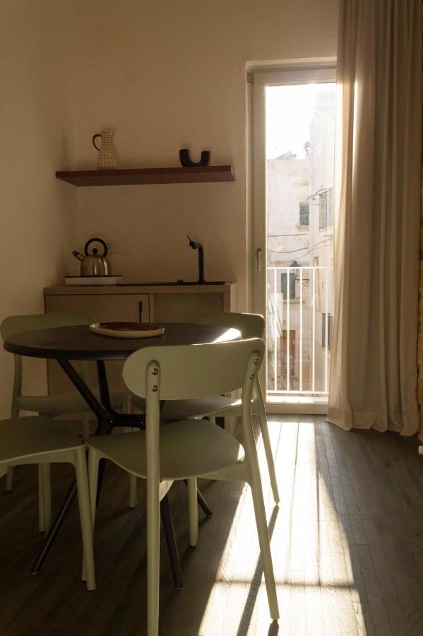 פולינאנו א מארה Monachile Apartments מראה חיצוני תמונה